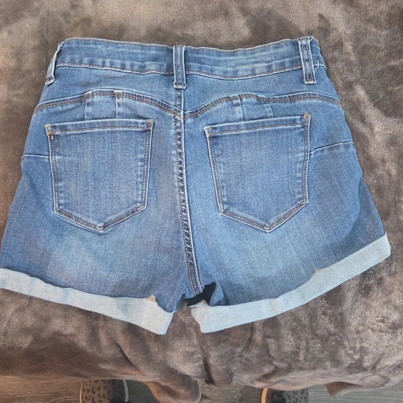 YMI - Picture 2 of 2